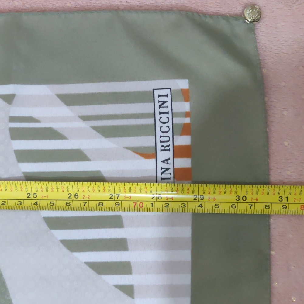 Gina Ruccini scarf - Picture 4 of 6